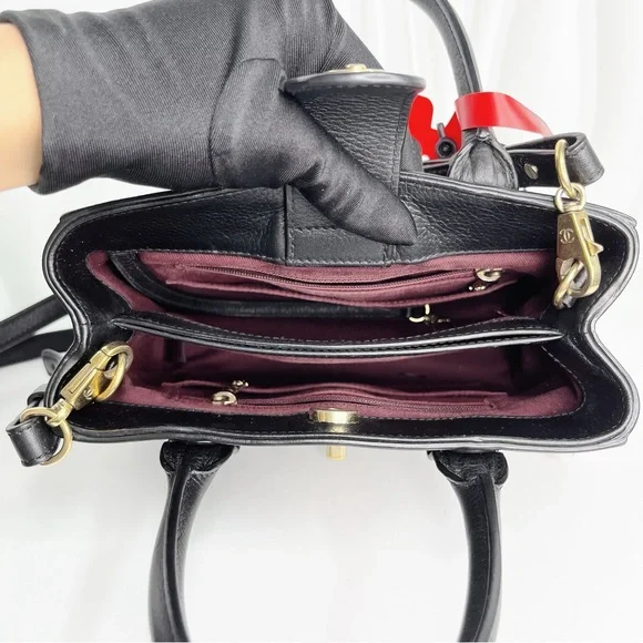 Chanel Noe Executive Tote Grained Calfskin Small Black - Picture 8 of 9